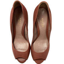 Load image into Gallery viewer, Gucci Pink Heels
