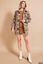 Load image into Gallery viewer, Shyanne - Print Coat - Taupe
