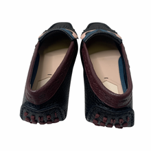 Load image into Gallery viewer, Shoe Size 7.5 Fendi Black &amp; Plum Flats
