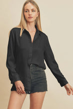 Load image into Gallery viewer, Cali - Classic Button Down Top - Black
